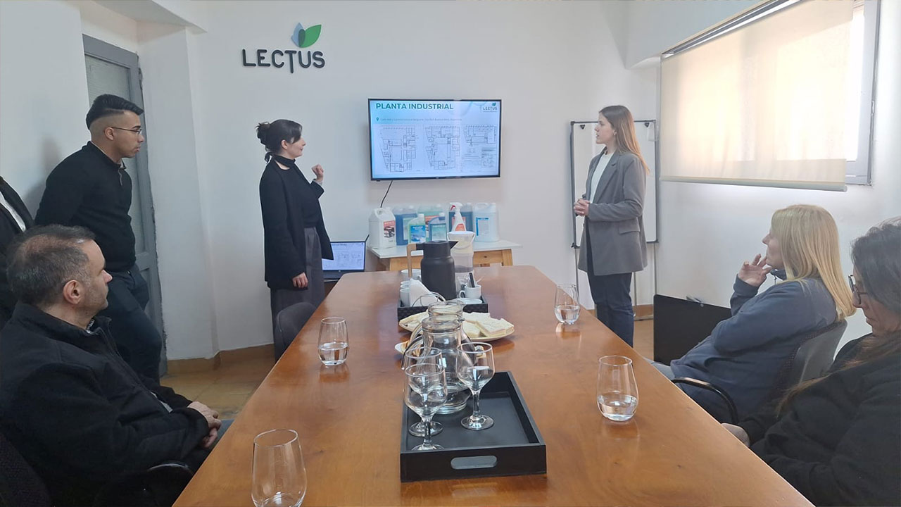 Visita de GEDyT a nuestra planta